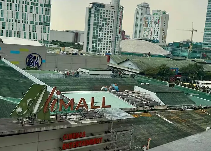 Manhattan Heights Araneta Cubao Qc Apartahotel